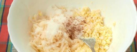 сырники с яблоками. Шаг 2