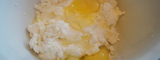 ванильные сырники с шоколадным соусом. Шаг 2