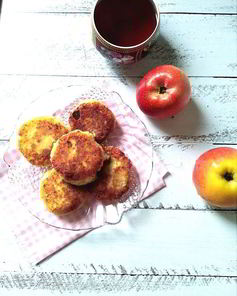 Яблочные сырники