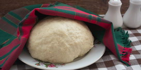 Быстрое дрожжевое тесто для пирога