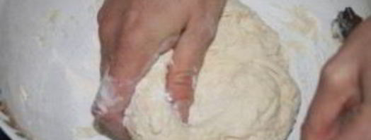 быстрое тесто для пиццы без дрожжей. Шаг 2