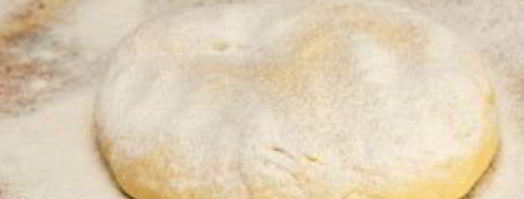 быстрое тесто на кефире для пирожков. Шаг 7