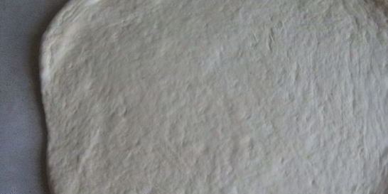 Дрожжевое тесто для рыбного пирога