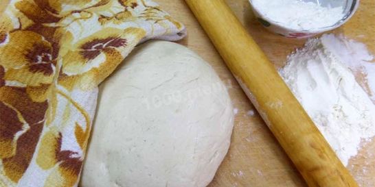 Сдобное тесто на булочки на дрожжах