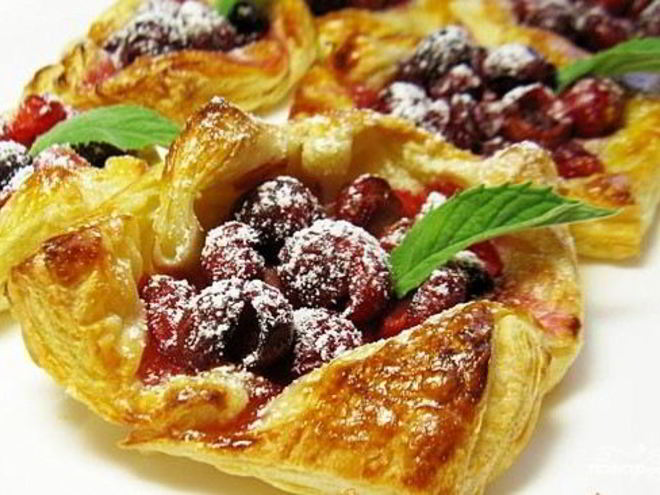 Рецепт слоеного теста с вишней