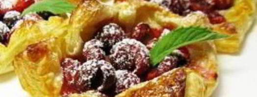 слоеное тесто с вишней. Шаг 6