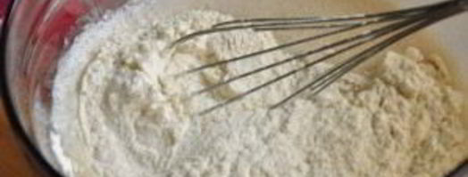 тесто на пирожки с кефиром. Шаг 4