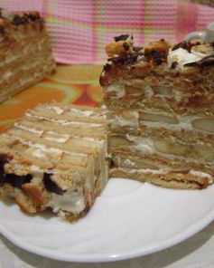 Фруктово-сливочный торт из печенья