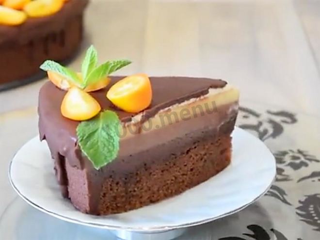 Рецепт муссового торта три шоколада на сливках