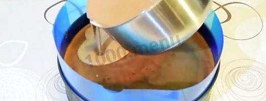 муссовый торт три шоколада на сливках. Шаг 20