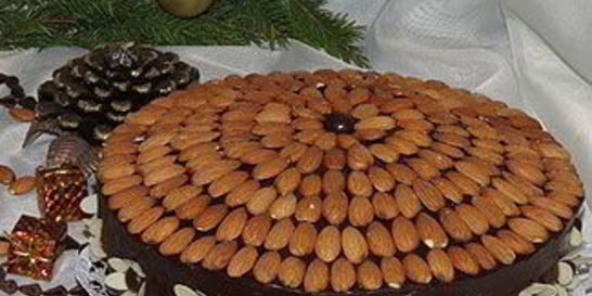 Шоколадно-миндальный торт