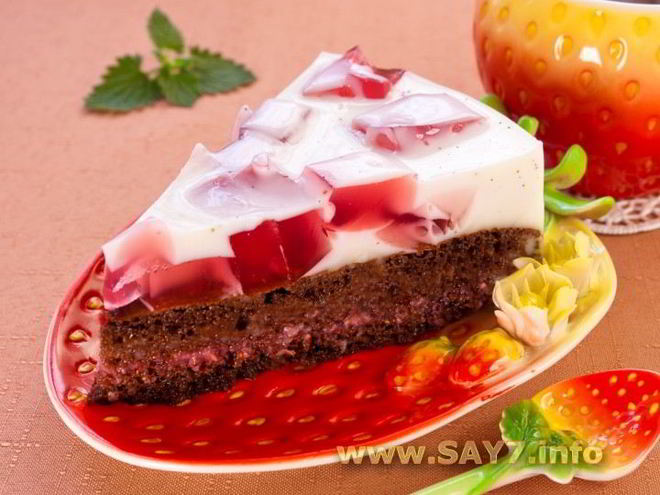 Рецепт шоколадного торта с молочно-клубничным желе