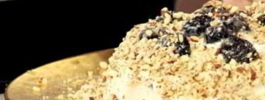 торт графские развалины с черносливом. Шаг 9