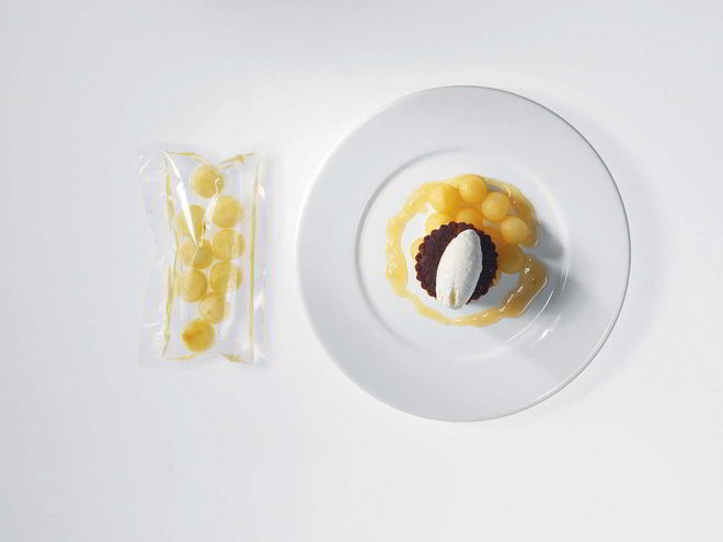 Рецепт яблок в вине с яблочным бисквитом