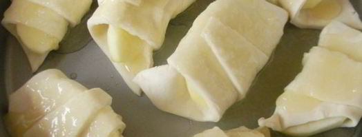 яблочные слойки со сладкой карамелью. Шаг 9