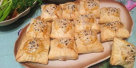 Закусочные слойки с паштетом