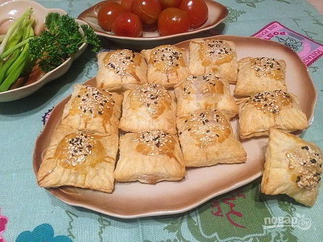 Рецепт закусочных слоек с паштетом