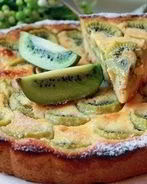 Диетическая творожная запеканка с бананом и киви