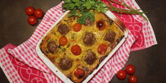 Овощная запеканка с фрикадельками