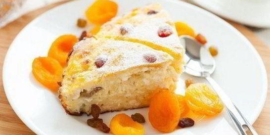 Простая запеканка из творога в мультиварке