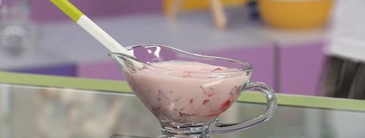 творожная запеканка с клубничным соусом. Шаг 4