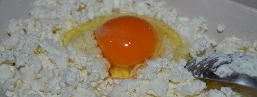 творожная запеканка с яблоком и бананом. Шаг 2