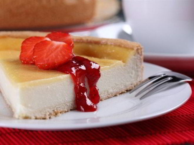 Рецепт творожной запеканки с ягодным сиропом