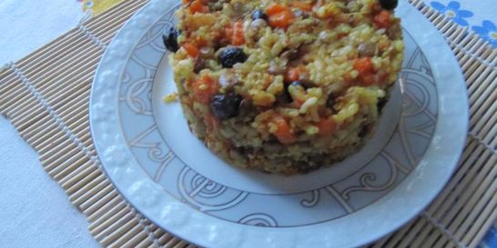 Запеканка из риса с чечевицей