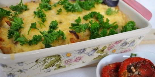 Запеканка из свежей капусты с перловкой и грибами