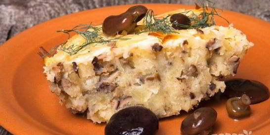 Запеканка с солеными грибами