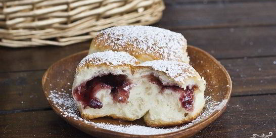 Булочки с джемом