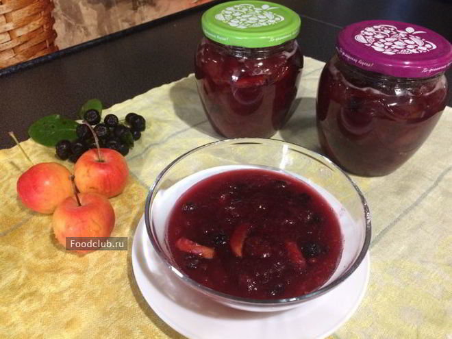 Рецепт джема из яблок с черноплодной рябиной в мультиварке