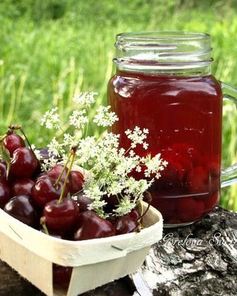 Черешнево-вишневый компот