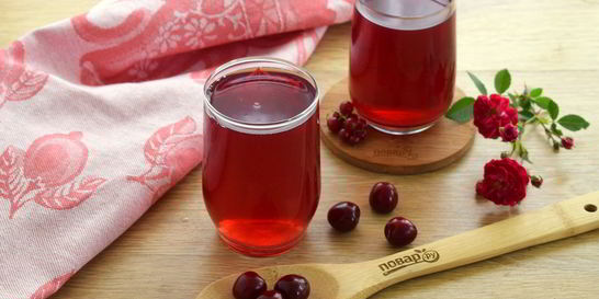 Компот из черешни