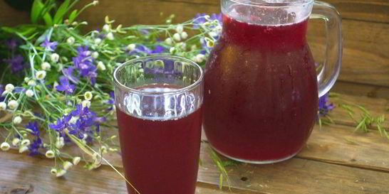 Компот из малины и вишни