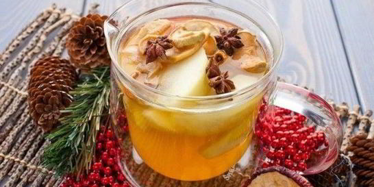 Компот из яблок и сухофруктов