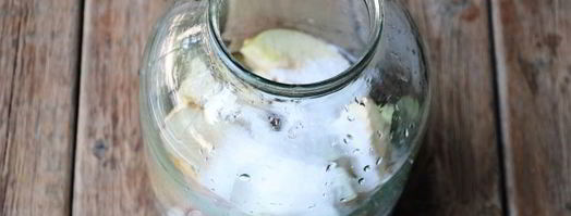 компот с яблоками, сливами и персиками на зиму. Шаг 9