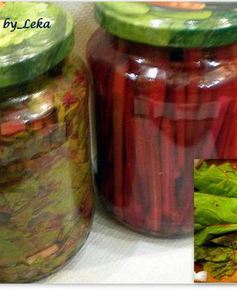 Ботва свеклы маринованная