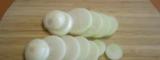 лук, маринованный к шашлыку. Шаг 2