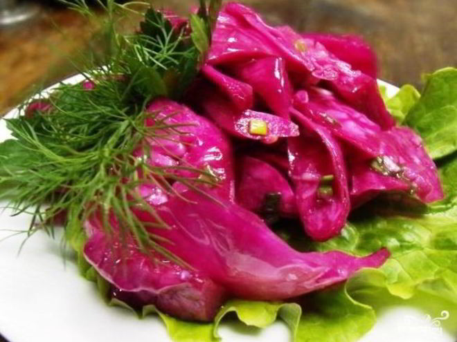 Рецепт маринованной капусты с морковью и свеклой