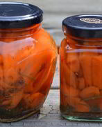 Маринованная морковь