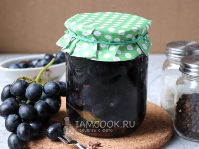 Рецепт маринованного винограда на зиму без стерилизации