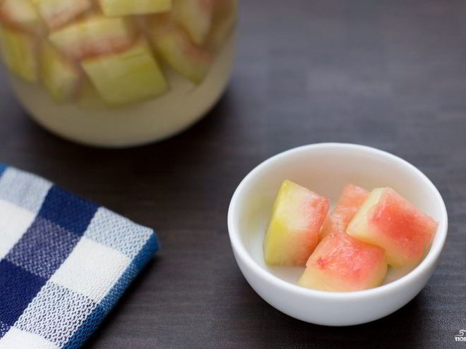 Рецепт маринованных арбузных корок