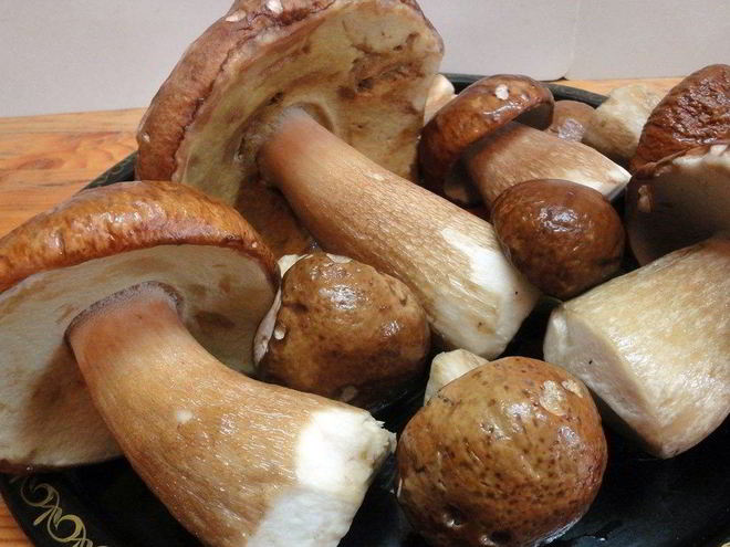 Рецепт маринованных белых грибов с чесноком