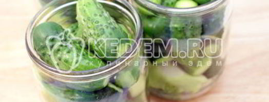маринованные огурцы с патиссонами. Шаг 4