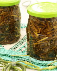 Маринованные стрелки чеснока на зиму без стерилизации