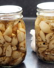 Маринованный чеснок
