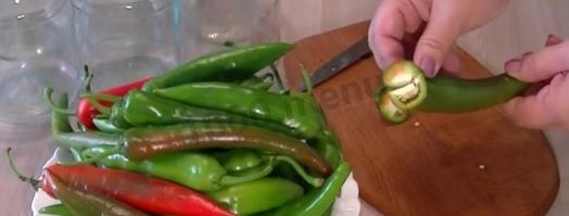 перец горький маринованный на зиму без стерилизации. Шаг 2
