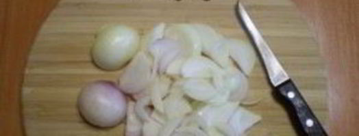 огурчики с луком на зиму. Шаг 3