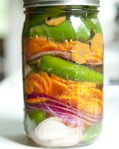 Перец с луком на зиму